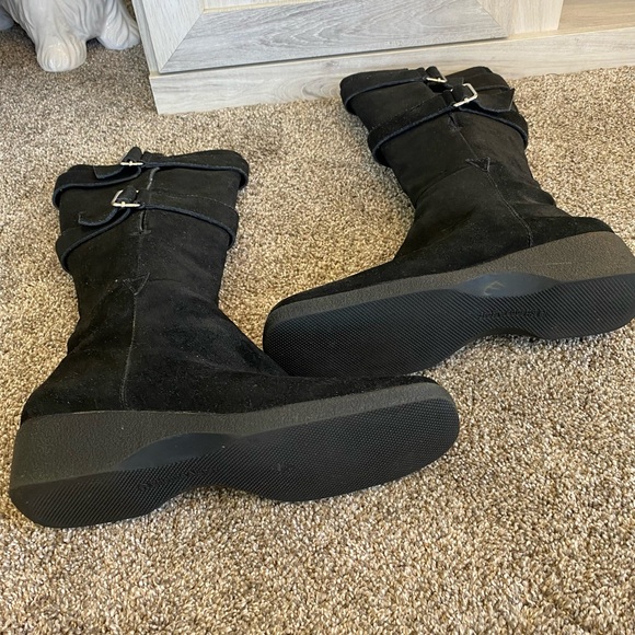 Etienne Aigner Tall Signature Suede Buckle Wedge Boots Size 10 Leather - Picture 11 of 14